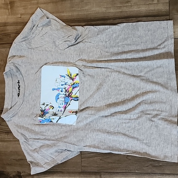 Women's XS T-shirts - Picture 5 of 16